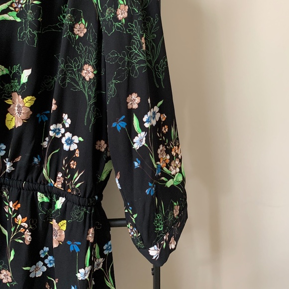 Floral Dress - Picture 3 of 5